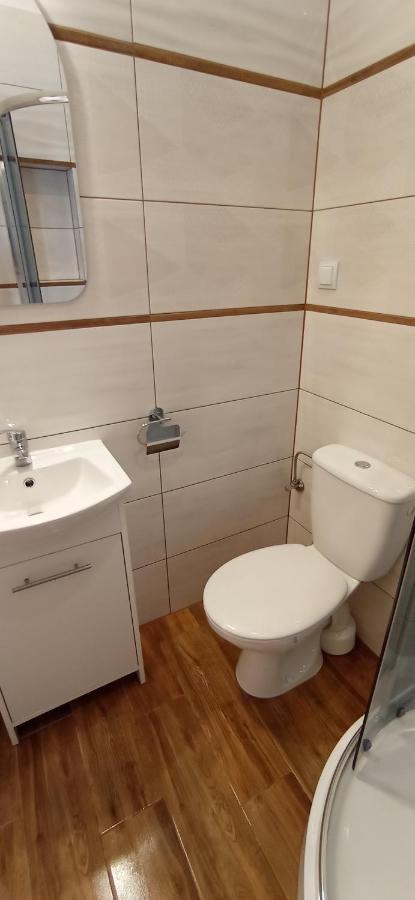 Apartament Nad Stawem Apartment *